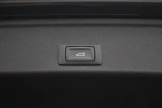 Audi A4, 2.0, 140 kW, hybrid, automatic, front-wheel drive