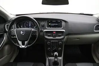 Volvo V40, 2.0, 140 kW, diesel, manual, front-wheel drive