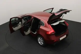 Volvo V40, 2.0, 140 kW, diesel, manual, front-wheel drive