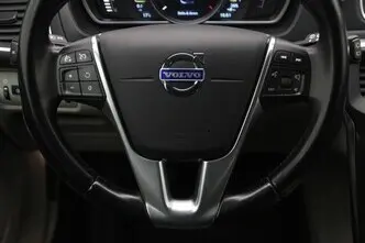 Volvo V40, 2.0, 140 kW, diesel, manual, front-wheel drive