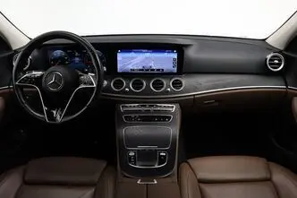 Mercedes-Benz E 220, 2.0, 143 kW, diesel, automatic, four-wheel drive