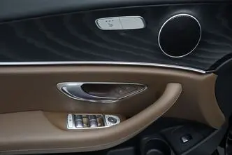 Mercedes-Benz E 220, 2.0, 143 kW, diesel, automatic, four-wheel drive