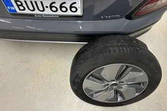 Hyundai Kona, elektra, automatinė, priekiniai varomieji ratai