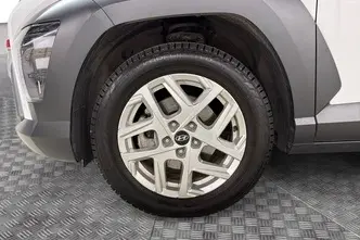 Hyundai Kona, 1.6, 104 kW, hybrid, automatic, front-wheel drive