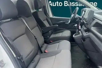 Renault Trafic, 2.0, 96 kW, дизель, механическая, передний привод