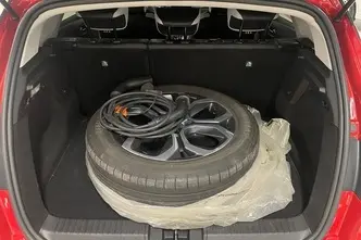 Renault Captur, 1.6, 117 kW, pistikhübriid, automaat, esivedu