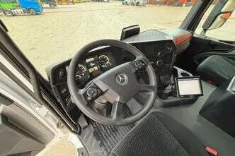 Mercedes-Benz Antos 1832 4x2, 235 kW, дизель, автомат