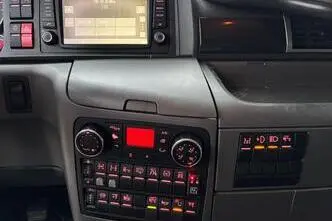 MAN TGX 35.480 8x4*4, 12.4, 353 kW, diisel, automaat, tagavedu