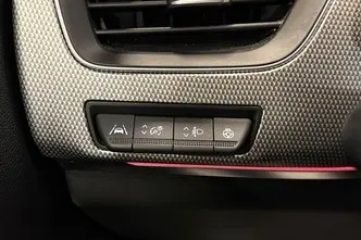 Renault Arkana, 1.6, 105 kW, hibrīds, automātiskā, priekšējā piedziņa