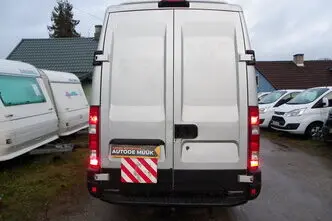 Iveco Daily, 93 kW, dyzelinas, mechaninė, galiniai varomieji ratai
