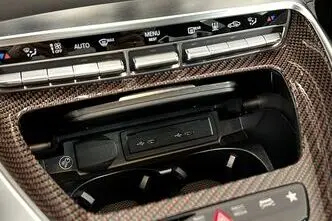 Mercedes-AMG GT, 4.0, 470 kW, hybrid, automatic, four-wheel drive