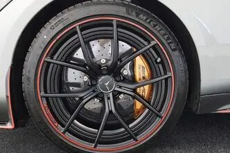 Mercedes-AMG GT, 4.0, 470 kW, hybrid, automatic, four-wheel drive