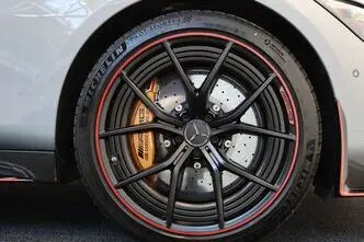 Mercedes-AMG GT, 4.0, 470 kW, hybrid, automatic, four-wheel drive