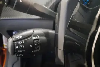 Peugeot 2008, электричество, автомат, передний привод