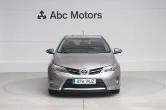Toyota Auris, 1.6, 97 kW, bensiin, automaat, esivedu