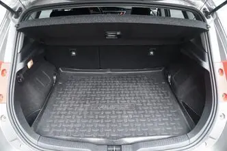 Toyota Auris, 1.6, 97 kW, bensiin, automaat, esivedu