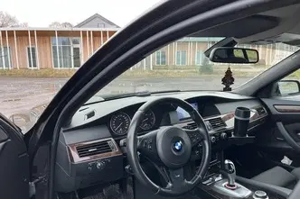 BMW 523, 2.5, 140 kW, bensiin, automaat, tagavedu