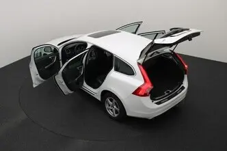 Volvo V60, 2.0, 110 kW, diesel, manual, front-wheel drive