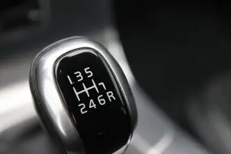 Volvo V60, 2.0, 110 kW, diesel, manual, front-wheel drive