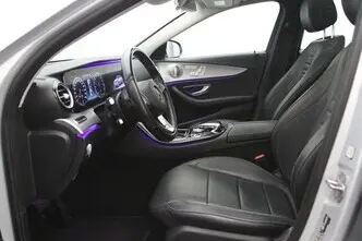 Mercedes-Benz E 350, 2.0, 205 kW, plug-in hybrid, automatic, rear-wheel drive