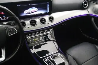 Mercedes-Benz E 350, 2.0, 205 kW, plug-in hybrid, automatic, rear-wheel drive