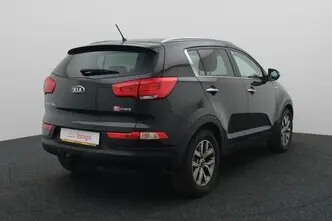 Kia Sportage, 2.0, 100 kW, diesel, manual, four-wheel drive
