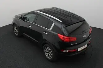 Kia Sportage, 2.0, 100 kW, diesel, manual, four-wheel drive