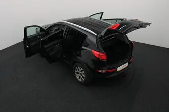 Kia Sportage, 2.0, 100 kW, diesel, manual, four-wheel drive