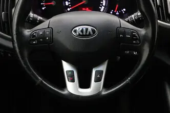 Kia Sportage, 2.0, 100 kW, diesel, manual, four-wheel drive