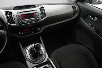 Kia Sportage, 2.0, 100 kW, diesel, manual, four-wheel drive