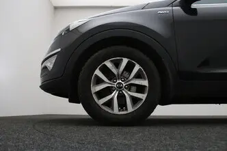 Kia Sportage, 2.0, 100 kW, diesel, manual, four-wheel drive