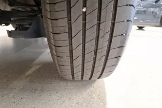 Peugeot 2008, 1.2, 96 kW, petrol, automatic, front-wheel drive