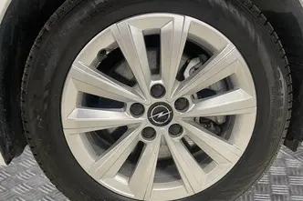 Opel Astra, 1.2, 100 kW, hybrid, automatic, front-wheel drive