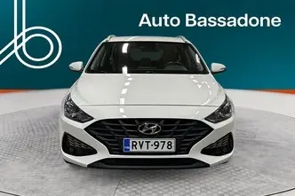 Hyundai i30, 1.5, 80 kW, petrol, manual, front-wheel drive