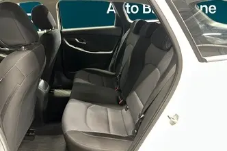 Hyundai i30, 1.5, 80 kW, petrol, manual, front-wheel drive