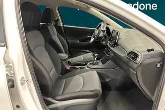 Hyundai i30, 1.5, 80 kW, petrol, manual, front-wheel drive