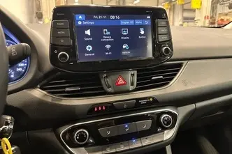 Hyundai i30, 1.5, 80 kW, petrol, manual, front-wheel drive