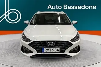 Hyundai i30, 1.5, 80 kW, petrol, manual, front-wheel drive