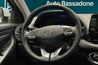 Hyundai i30, 1.5, 80 kW, petrol, manual, front-wheel drive