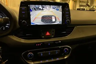 Hyundai i30, 1.5, 80 kW, petrol, manual, front-wheel drive