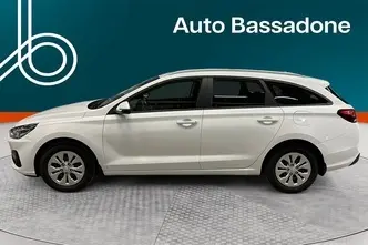 Hyundai i30, 1.5, 80 kW, petrol, manual, front-wheel drive