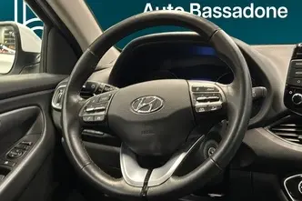 Hyundai i30, 1.5, 80 kW, petrol, manual, front-wheel drive