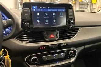 Hyundai i30, 1.5, 80 kW, petrol, manual, front-wheel drive