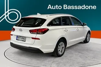 Hyundai i30, 1.5, 80 kW, petrol, manual, front-wheel drive