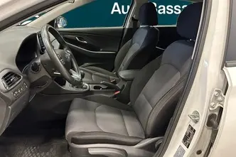 Hyundai i30, 1.5, 80 kW, petrol, manual, front-wheel drive