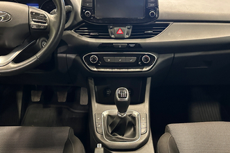 Hyundai i30, 1.5, 80 kW, petrol, manual, front-wheel drive