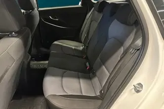 Hyundai i30, 1.5, 80 kW, petrol, manual, front-wheel drive