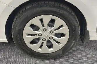 Hyundai i30, 1.5, 80 kW, petrol, manual, front-wheel drive