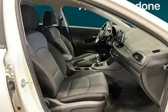 Hyundai i30, 1.5, 80 kW, petrol, manual, front-wheel drive