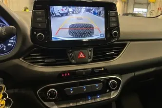 Hyundai i30, 1.5, 80 kW, petrol, manual, front-wheel drive